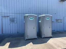 Best Deluxe Portable Toilet Rental  in Huntsville, TN